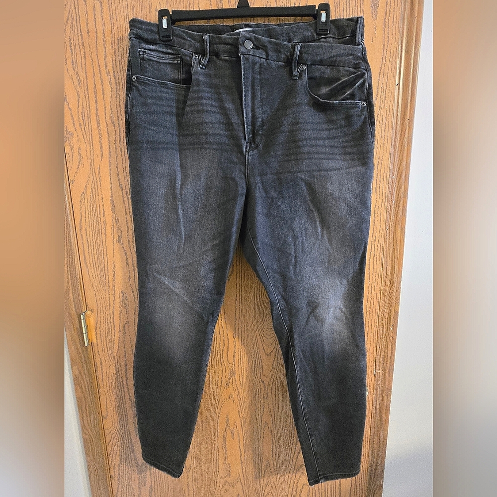 Good American Skinny Jean - 20 - Picture 1 of 9